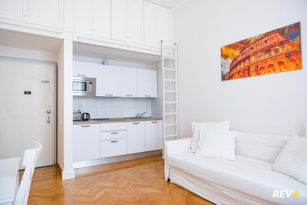 Mecenate Apartment Colosseum Rome Bagian luar foto