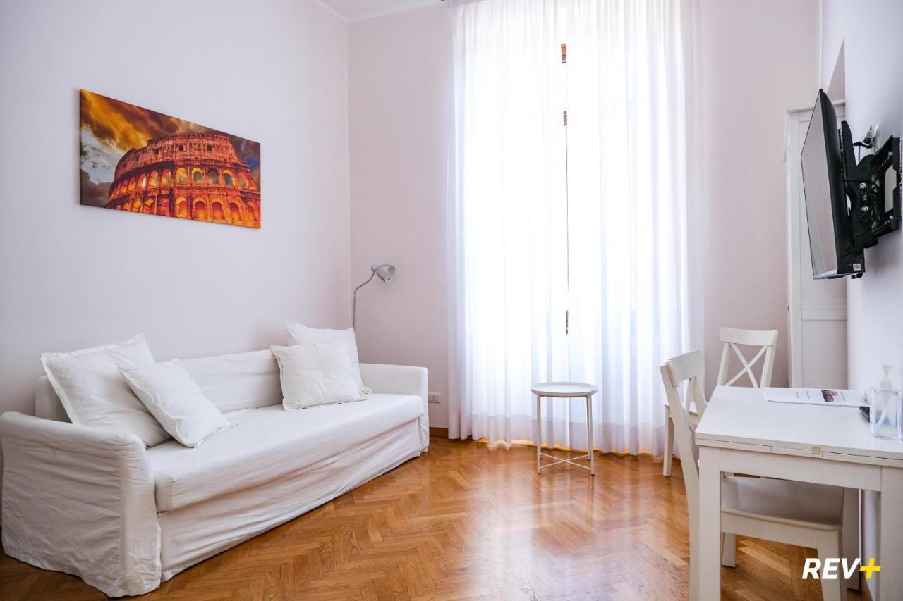 Mecenate Apartment Colosseum Rome Bagian luar foto